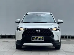 2023 Toyota Corolla Cross 2.0L CVT Pioneer, белый — фото 2