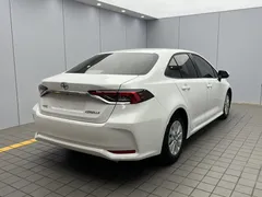 2021 Toyota Corolla 1.5L CVT Elite CARE, белый — фото 6