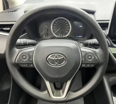 2021 Toyota Corolla 1.5L CVT Elite CARE, белый — фото 10