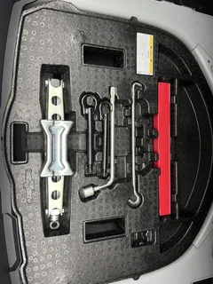 2021 Toyota Corolla 1.5L CVT Elite CARE, белый — фото 18