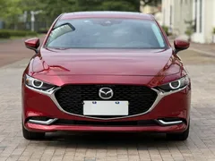2022 Mazda Mazda3 2.0L AT, красный — фото 2