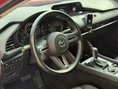 2022 Mazda Mazda3 2.0L AT, красный — фото 7