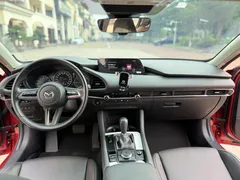 2022 Mazda Mazda3 2.0L AT, красный — фото 8