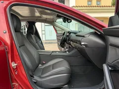 2022 Mazda Mazda3 2.0L AT, красный — фото 11