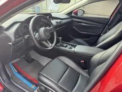 2022 Mazda Mazda3 2.0L AT, красный — фото 6