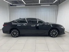 2022 Toyota Avalon 2.0L Luxury, чёрный — фото 8