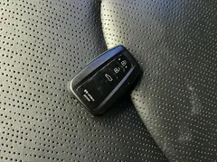 2022 Toyota Avalon 2.0L Luxury, чёрный — фото 18