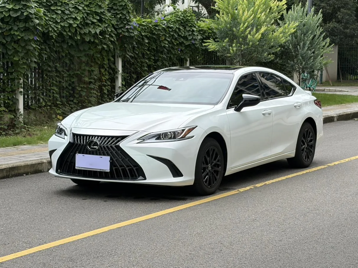 2022 Lexus ES 200 Excellence