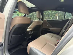 2022 Lexus ES 200 Excellence, белый — фото 20