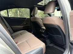 2022 Lexus ES 200 Excellence, белый — фото 26