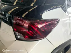 2022 Toyota Yaris L Zhixuan X 1.5L CVT Leading Plus, белый — фото 16