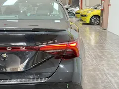 2022 Toyota Avalon 2.5L Luxury, чёрный — фото 7