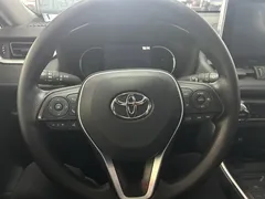 2021 Toyota RAV4 2.0L CVT 2WD Fashion, белый — фото 12