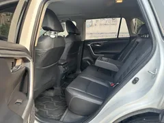 2021 Toyota RAV4 2.0L CVT 4WD Fashion Plus, белый — фото 10