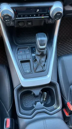 2022 Toyota Wildlander 2.0L 2WD Luxury, белый — фото 7