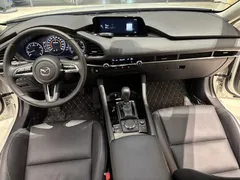 2023 Mazda Mazda3 2.0L AT, белый — фото 11