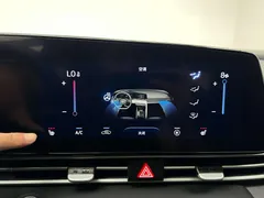 2021 Hyundai Elantra 1.5L CVT LUX Premium — фото 13