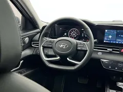 2021 Hyundai Elantra 1.5L CVT LUX Premium — фото 23