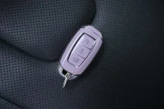 2023 Hyundai Elantra 1.5L CVT LUX Premium, белый — фото 18