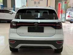 2021 Volkswagen Tacqua 1.5L AT, белый — фото 5