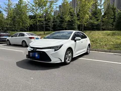 2022 Toyota Levin TNGA 1.5L Elite, белый — фото 1