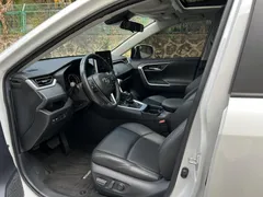2022 Toyota Wildlander 2.0L 2WD Luxury, белый — фото 6