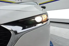 2023 Mazda Mazda3 2.0L AT, белый — фото 2