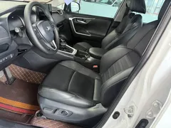 2023 Toyota Wildlander 2.0L 2WD Luxury Plus, белый — фото 8