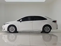 2021 Toyota Corolla 1.5L CVT, белый — фото 4