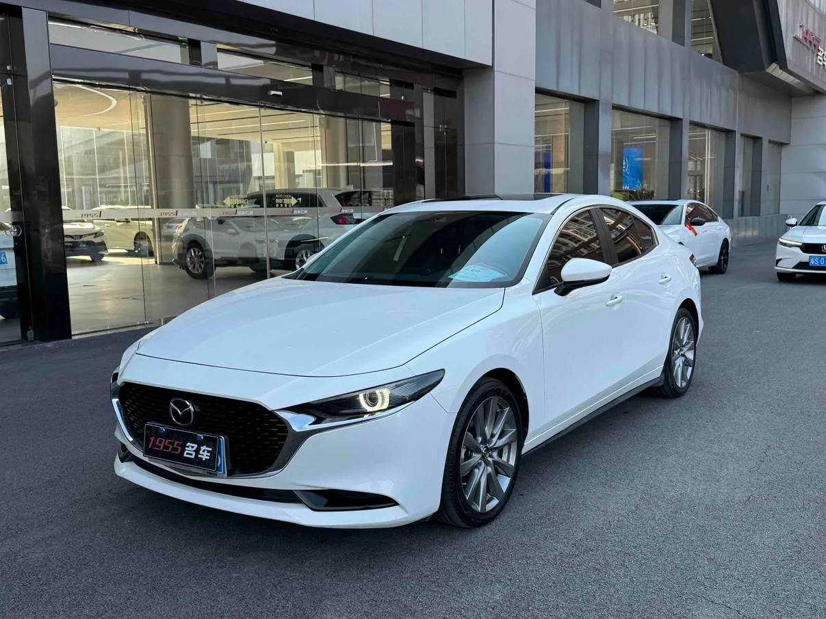 2023 Mazda Mazda3 2.0L AT