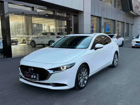 2023 Mazda Mazda3 2.0L AT