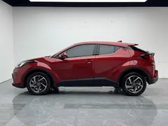 2021 Toyota C-HR 2.0L Luxury, красный — фото 4