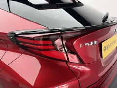 2021 Toyota C-HR 2.0L Luxury, красный — фото 19
