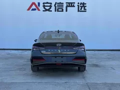 2023 Hyundai Elantra 1.5L CVT LUX Premium — фото 5