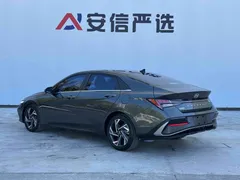 2023 Hyundai Elantra 1.5L CVT LUX Premium — фото 6