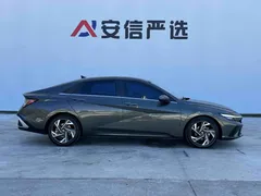 2023 Hyundai Elantra 1.5L CVT LUX Premium — фото 7