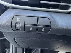2023 Hyundai Elantra 1.5L CVT LUX Premium — фото 20