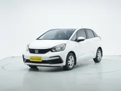 2021 Honda Fit 1.5L CVT, белый — фото 1