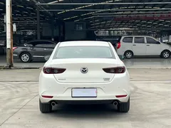 2023 Mazda Mazda3 2.0L AT, белый — фото 8