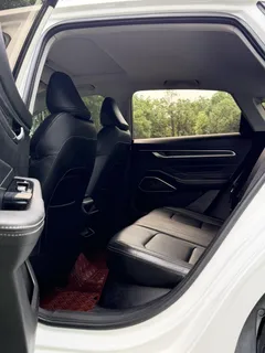 2022 Geely Emgrand 4th Gen 1.5L MT Luxury, белый — фото 8