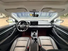 2022 Geely Emgrand 4th Gen 1.5L MT Luxury, белый — фото 9