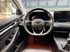 2022 Geely Emgrand 4th Gen 1.5L MT Luxury, белый — фото 10