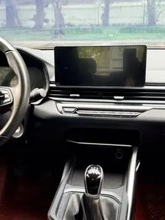 2022 Geely Emgrand 4th Gen 1.5L MT Luxury, белый — фото 12