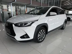 2022 Toyota Yaris L Zhixuan X 1.5L CVT Luxury Plus, белый — фото 1