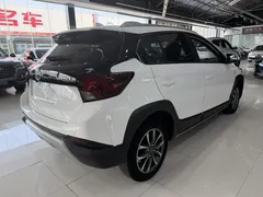 2022 Toyota Yaris L Zhixuan X 1.5L CVT Luxury Plus, белый — фото 13