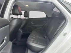 2022 Hyundai Elantra 1.5L CVT LUX Premium, белый — фото 14