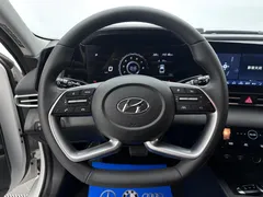 2022 Hyundai Elantra 1.5L CVT LUX Premium, белый — фото 15