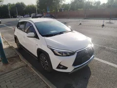 2022 Toyota Yaris L Zhixuan X 1.5L CVT Luxury Plus, белый — фото 3