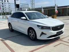 2023 Geely Emgrand 1.5L CVT Luxury Champion 4th Gen, белый — фото 3