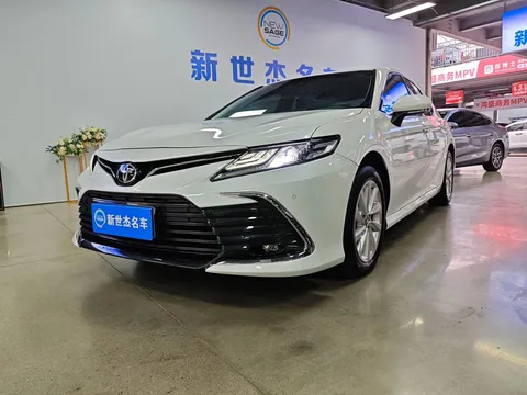 2023 Toyota Camry 2.0G Luxury